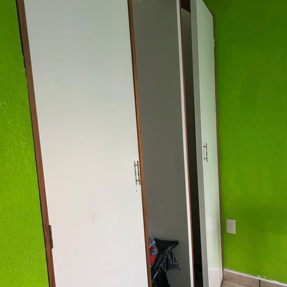 CLOSETS LAS GARZAS